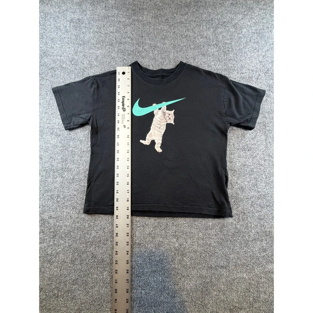 Nike graphic shirt